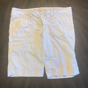 Hollister Shorts Size 3 White